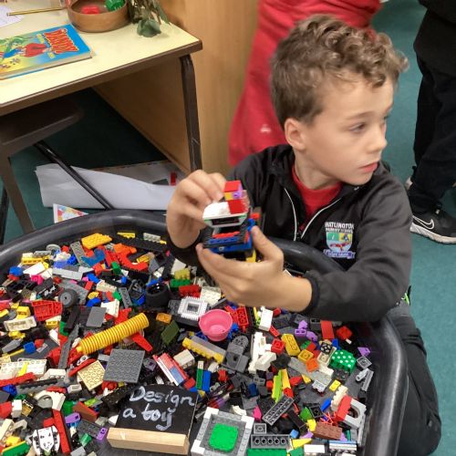 Week 4 - Toy model building